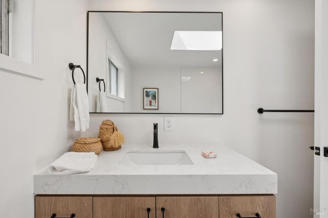 75 Platt Ave, Sausalito, CA 94965