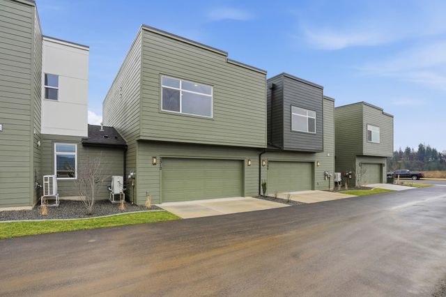 2512 W Summit Pkwy, Spokane, WA 99201