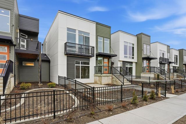 2512 W Summit Pkwy, Spokane, WA 99201