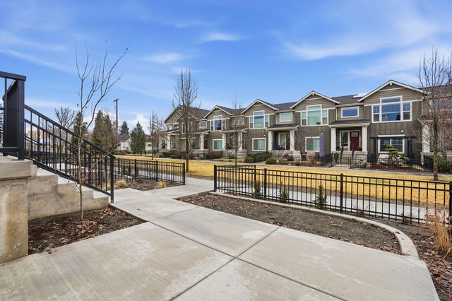 2512 W Summit Pkwy, Spokane, WA 99201