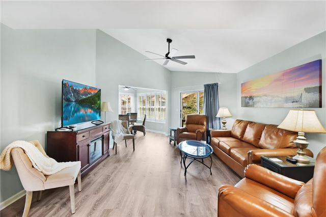 206 Harbour Oaks Drive 206, St Simons Island, GA 31522