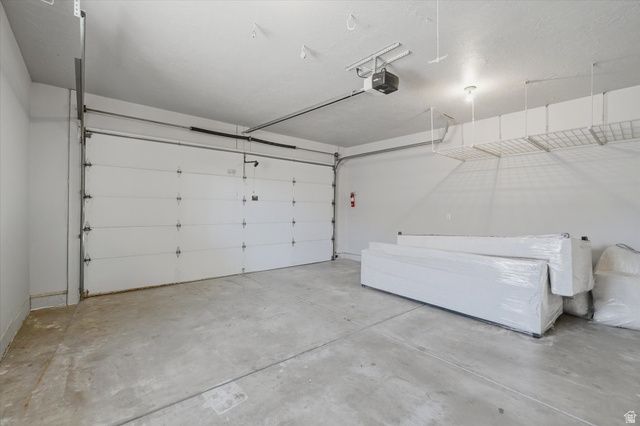 4515 S JEFFERSON AVE, South Ogden, UT 84403