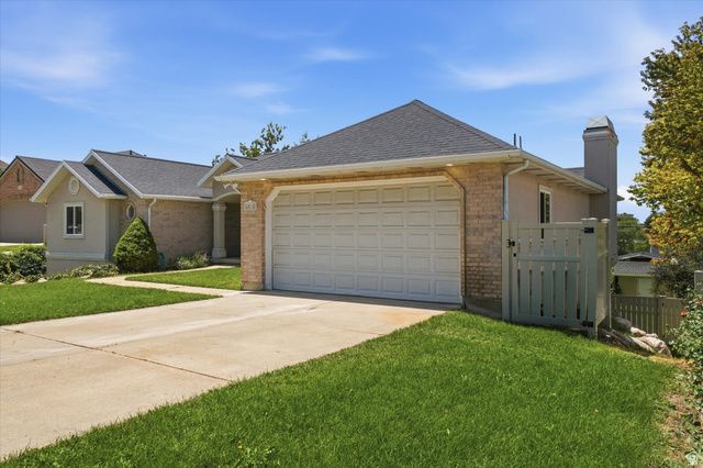 4515 S JEFFERSON AVE, South Ogden, UT 84403