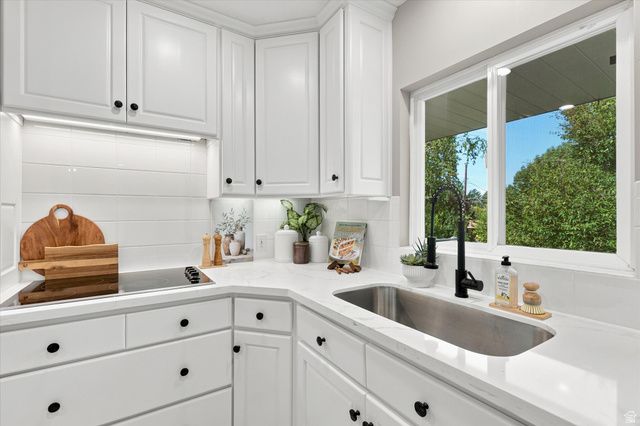 4515 S JEFFERSON AVE, South Ogden, UT 84403