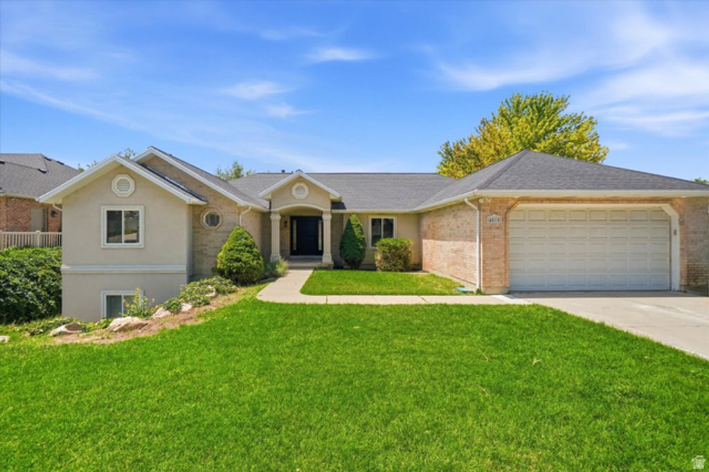 4515 S JEFFERSON AVE, South Ogden, UT 84403
