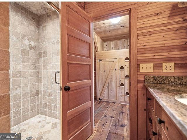 792 Tom Cobb Drive, Hartwell, GA 30643