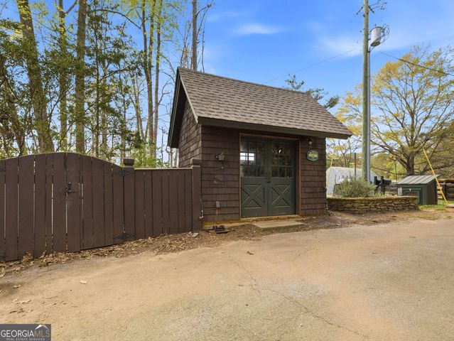 792 Tom Cobb Drive, Hartwell, GA 30643