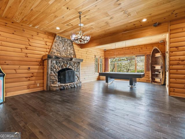 792 Tom Cobb Drive, Hartwell, GA 30643