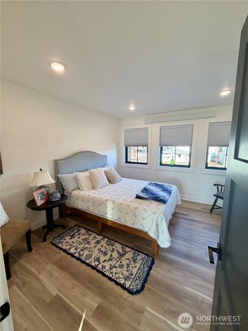 208 Pebblebrook Drive, Lynden, WA 98264