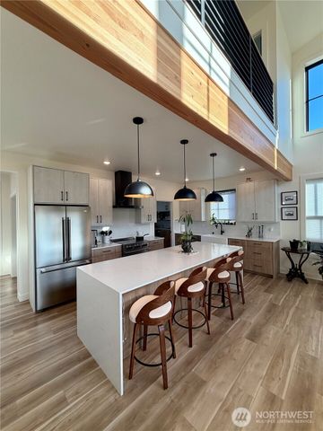 208 Pebblebrook Drive, Lynden, WA 98264