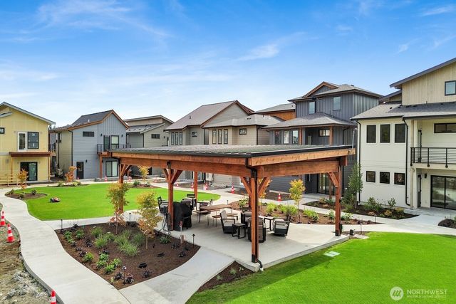 208 Pebblebrook Drive, Lynden, WA 98264