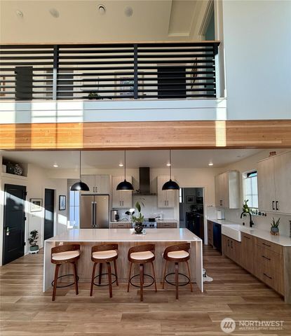 208 Pebblebrook Drive, Lynden, WA 98264