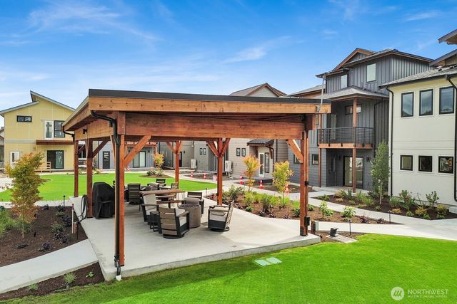 208 Pebblebrook Drive, Lynden, WA 98264