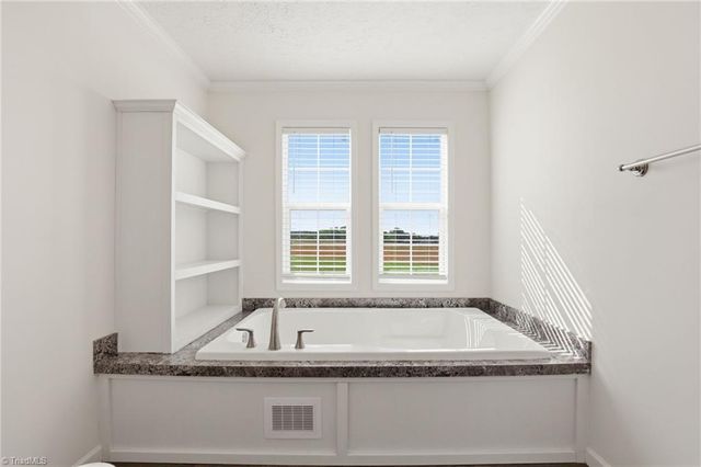 197 Burleson Point, Woodleaf, NC 27054