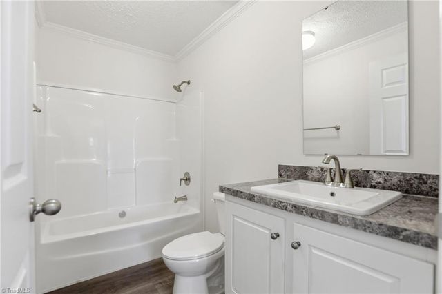 197 Burleson Point, Woodleaf, NC 27054