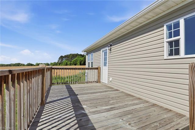 197 Burleson Point, Woodleaf, NC 27054