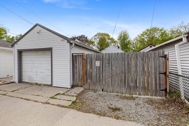 232 67th STREET, Milwaukee, WI 53214