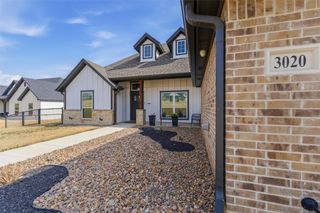 3020 Westfork Way, Springtown, TX 76082