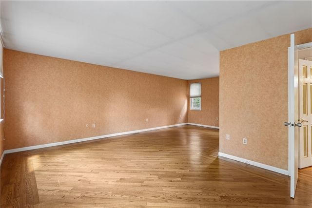 205 Tilford Rd, Penn Hills, PA 15235