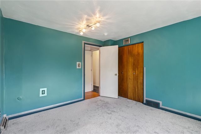 205 Tilford Rd, Penn Hills, PA 15235