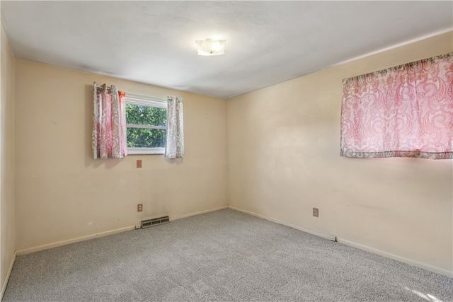 205 Tilford Rd, Penn Hills, PA 15235