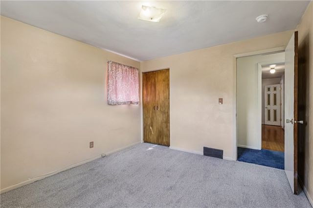 205 Tilford Rd, Penn Hills, PA 15235