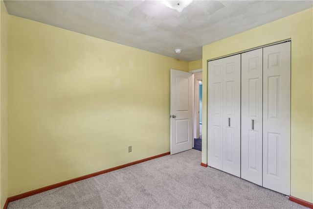 205 Tilford Rd, Penn Hills, PA 15235