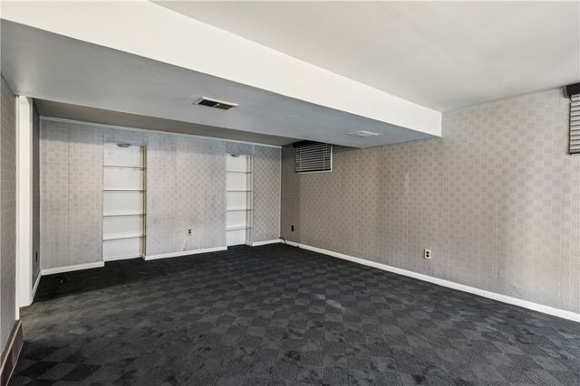 205 Tilford Rd, Penn Hills, PA 15235