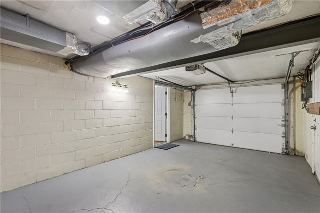 205 Tilford Rd, Penn Hills, PA 15235