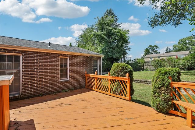 205 Tilford Rd, Penn Hills, PA 15235