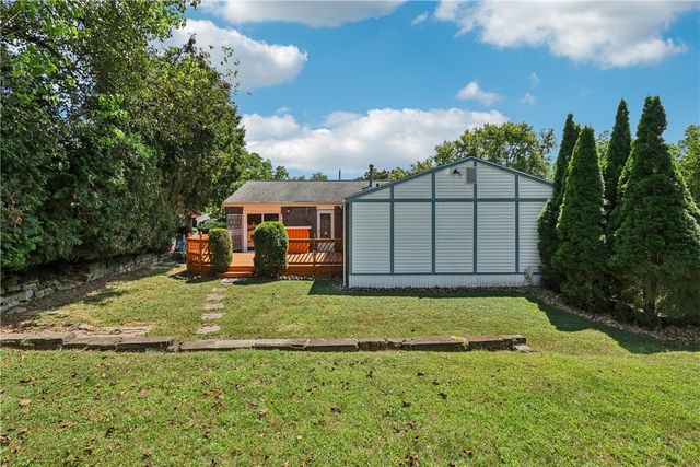 205 Tilford Rd, Penn Hills, PA 15235