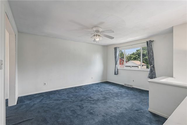 205 Tilford Rd, Penn Hills, PA 15235