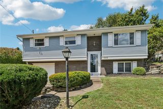 205 Tilford Rd, Penn Hills, PA 15235
