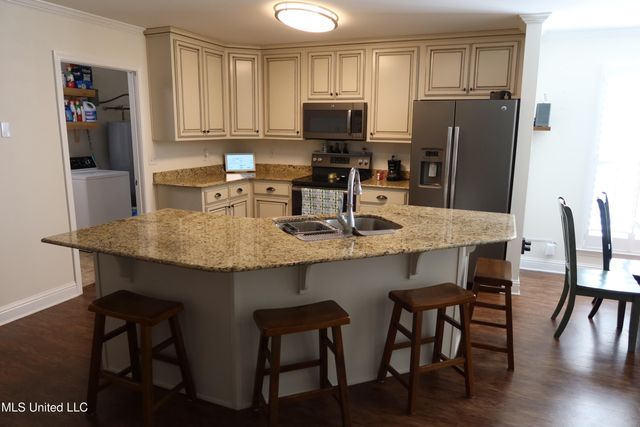 16675 John Smith Road, Vancleave, MS 39565