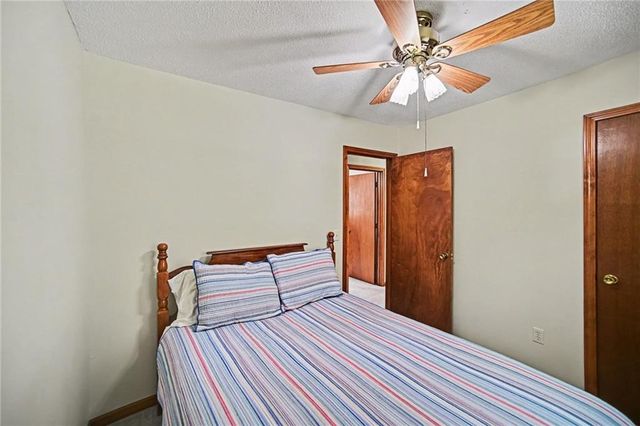6611 N Agnes Avenue, Gladstone, MO 64119