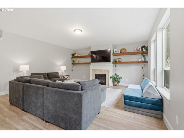 14674 Sw MULBERRY Dr, Portland, OR 97224