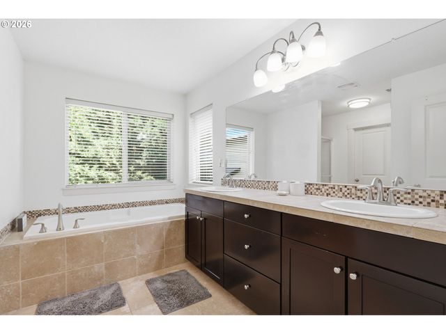 14674 Sw MULBERRY Dr, Portland, OR 97224