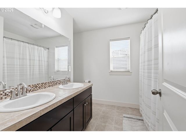 14674 Sw MULBERRY Dr, Portland, OR 97224