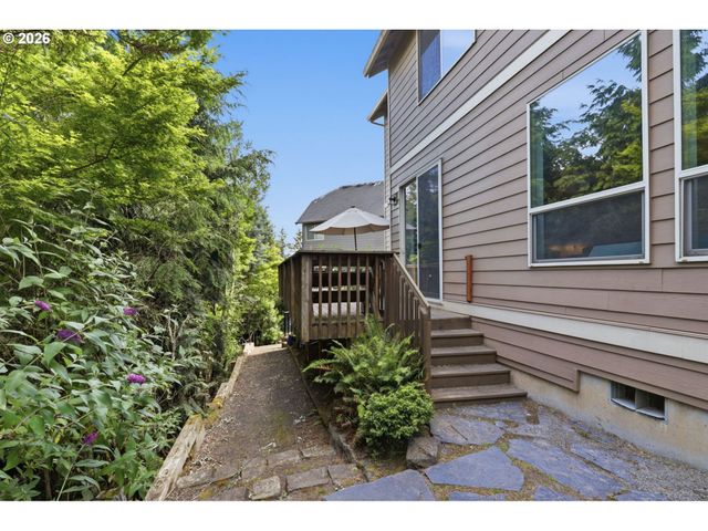 14674 Sw MULBERRY Dr, Portland, OR 97224