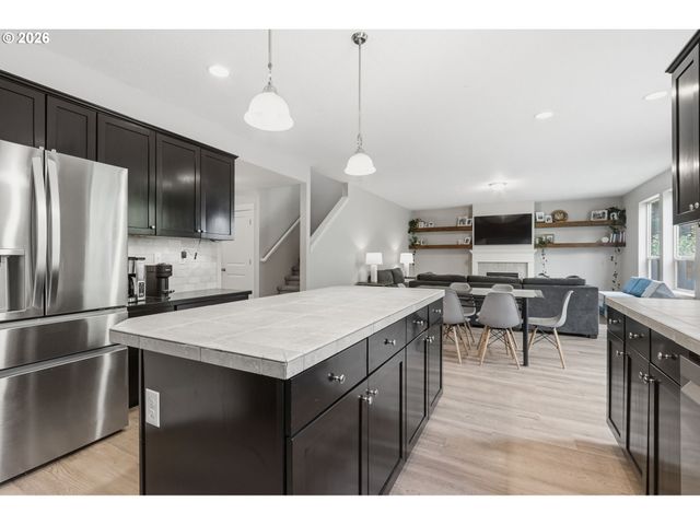 14674 Sw MULBERRY Dr, Portland, OR 97224