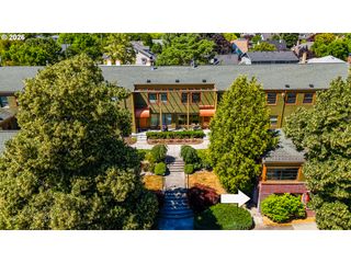 2025 Se CARUTHERS St 24, Portland, OR 97214