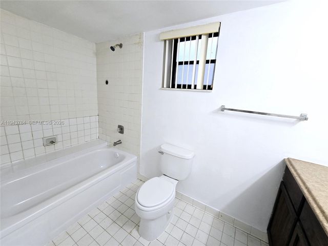 1820 N Congress Ave 108, West Palm Beach, FL 33401