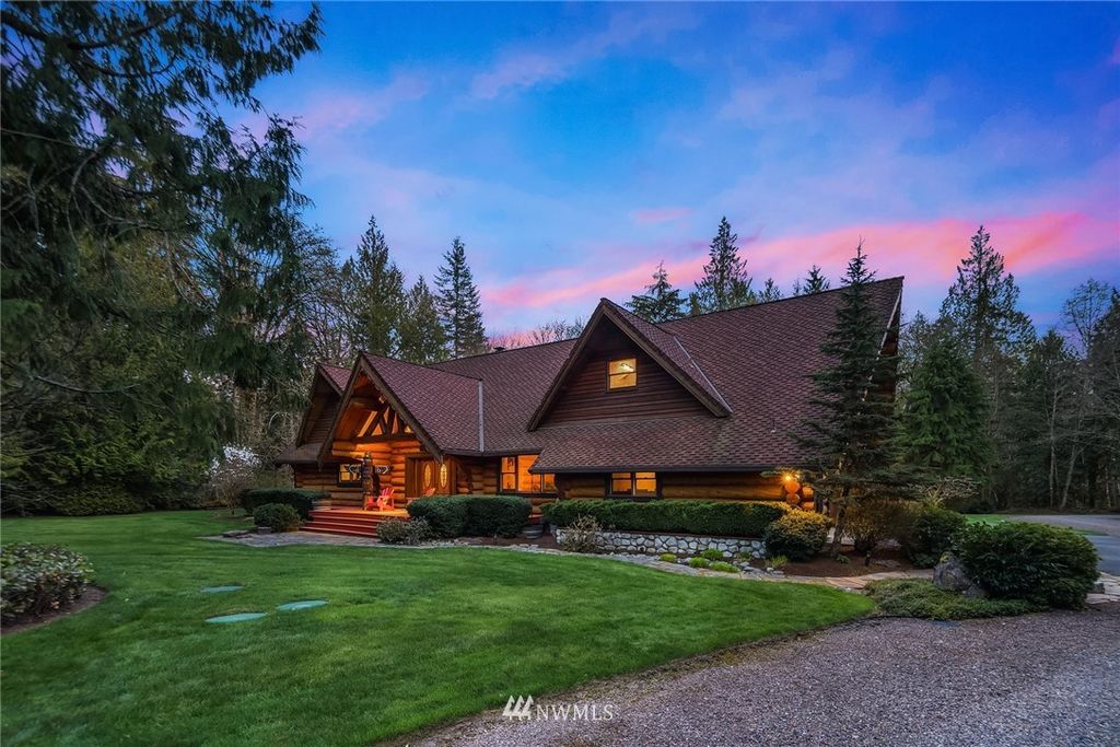 Image 1 of property listing at 10626 248th Avenue NE, Redmond, WA 98053