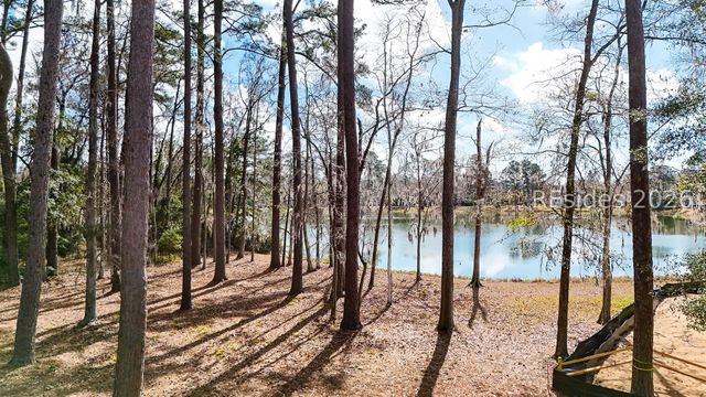 74 Lexington Dr, Bluffton, SC 29910