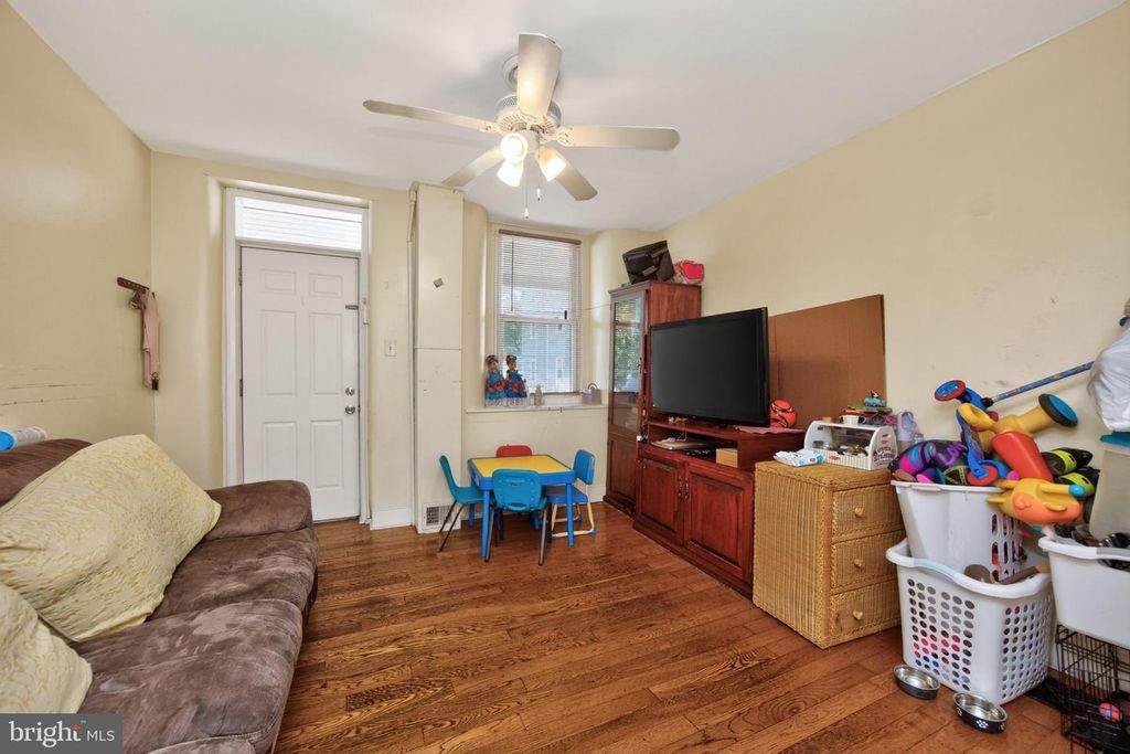 129 HALL ST, SPRING CITY, PA 19475 — photo 5