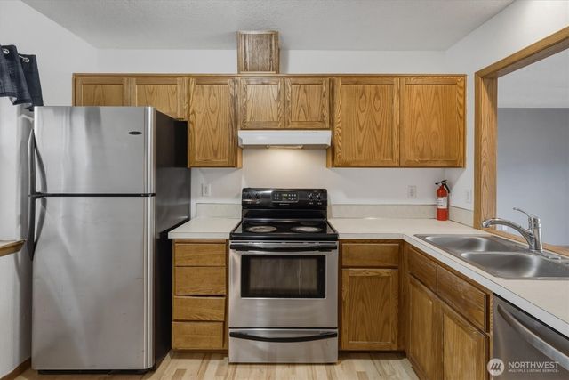 118 Balboa Loop, Kelso, WA 98626