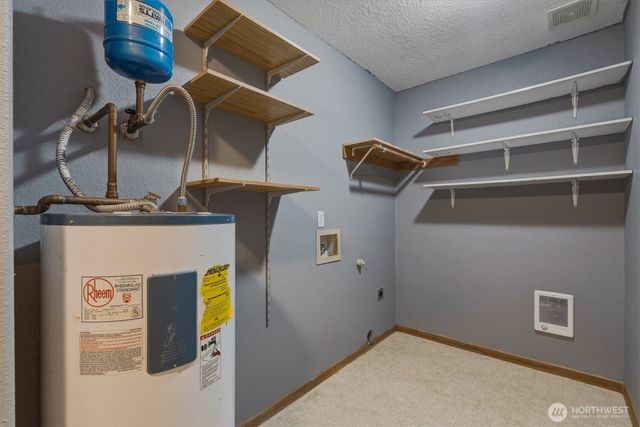 118 Balboa Loop, Kelso, WA 98626