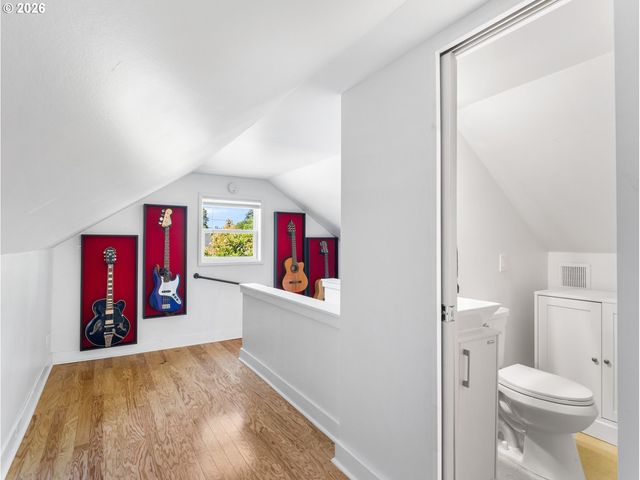 4526 Se 37TH Ave, Portland, OR 97202