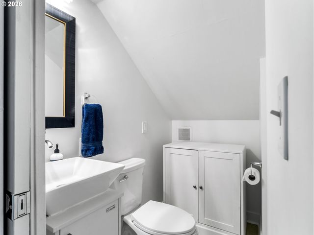 4526 Se 37TH Ave, Portland, OR 97202