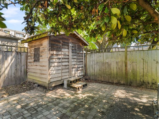 4526 Se 37TH Ave, Portland, OR 97202